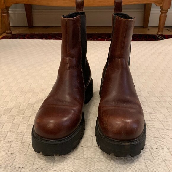 Vagabond Lug Sole Chelsea Boots, Brown, Size 39 - Picture 3 of 12